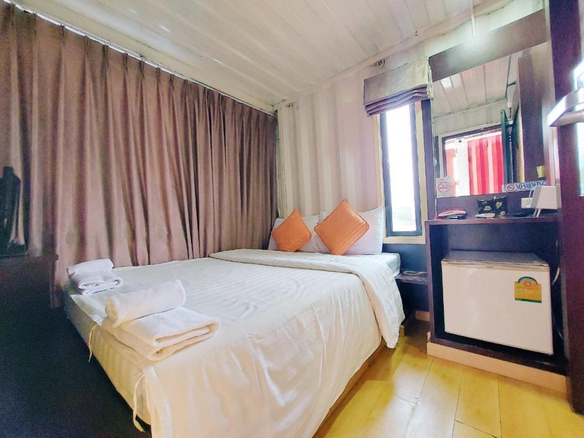 Retro Box Hotel Chumphon Luaran gambar