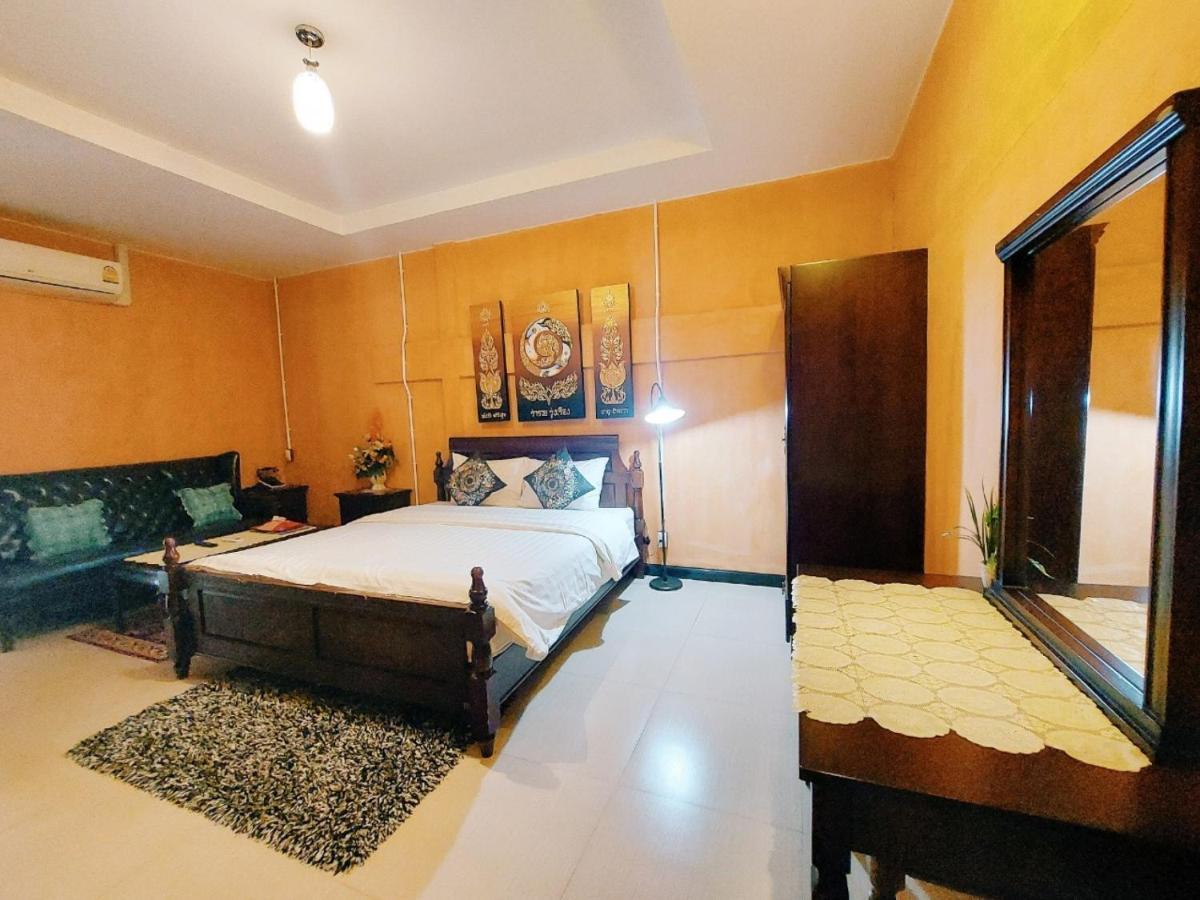 Retro Box Hotel Chumphon Luaran gambar