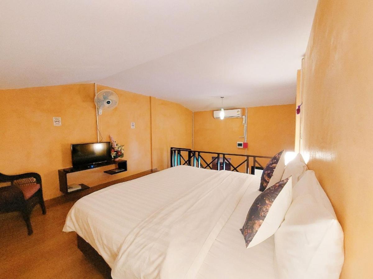 Retro Box Hotel Chumphon Luaran gambar