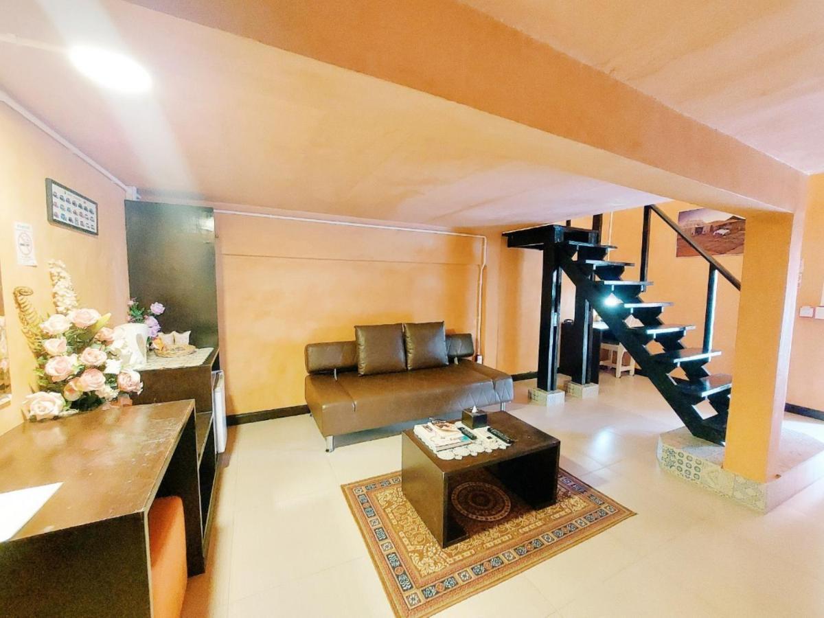 Retro Box Hotel Chumphon Luaran gambar