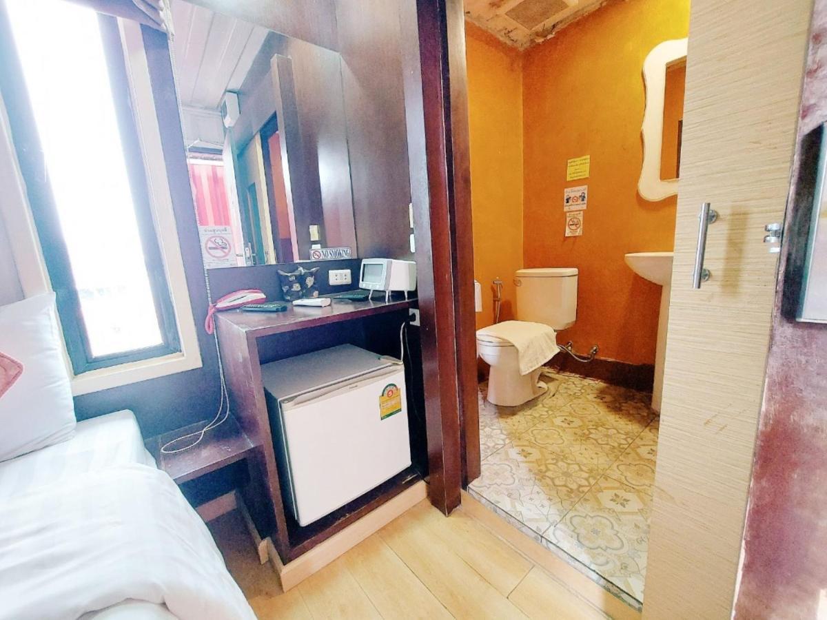 Retro Box Hotel Chumphon Luaran gambar