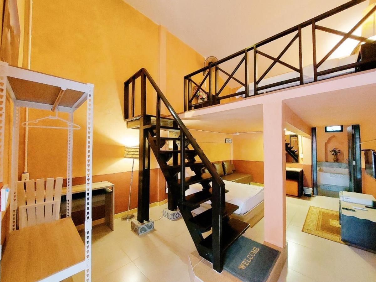 Retro Box Hotel Chumphon Luaran gambar