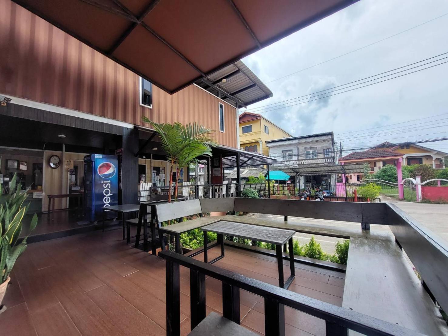 Retro Box Hotel Chumphon Luaran gambar