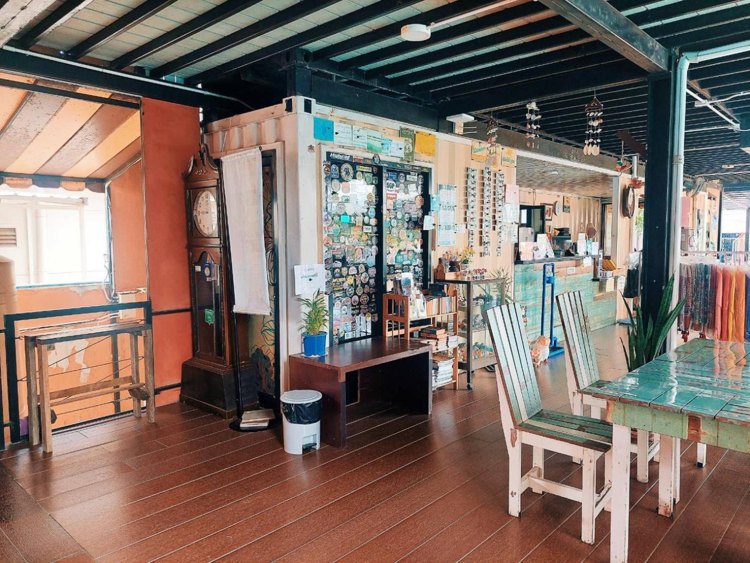 Retro Box Hotel Chumphon Luaran gambar